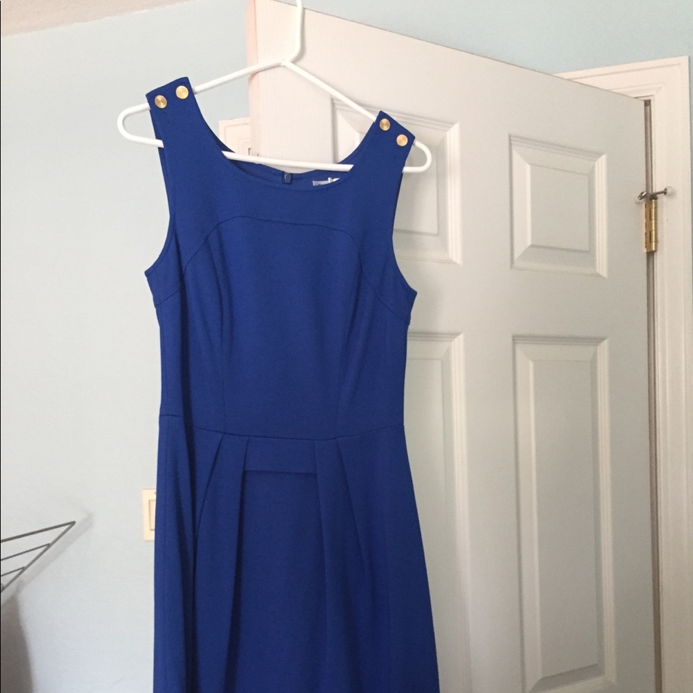 Sapphire size 4 Trina Turk cocktail dress.